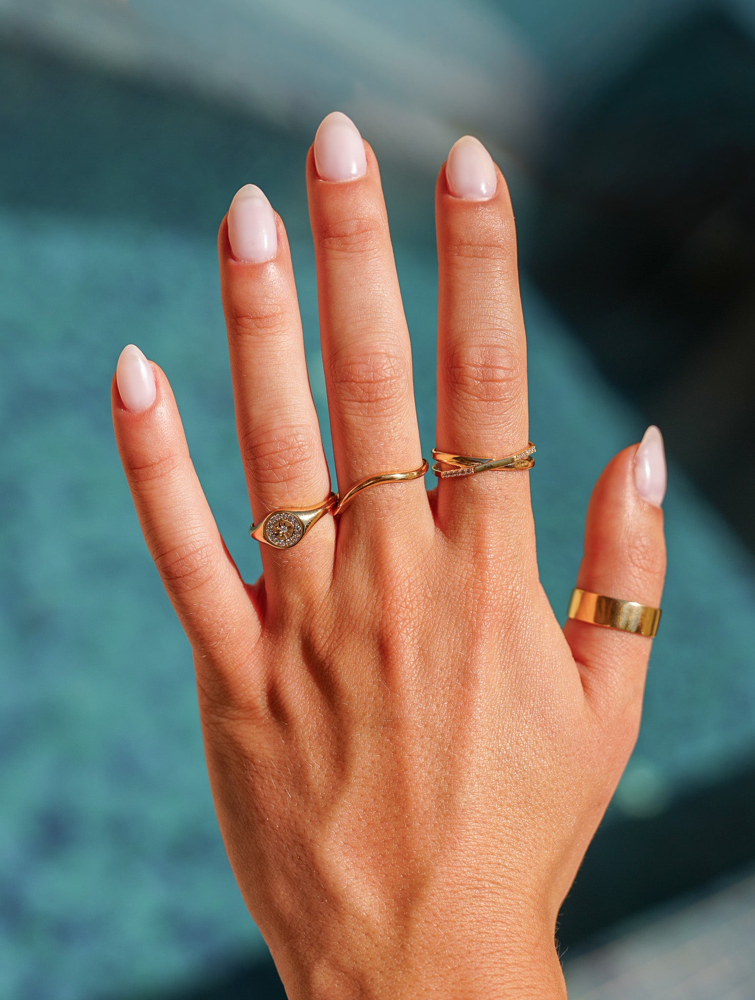 Crossover Ring
