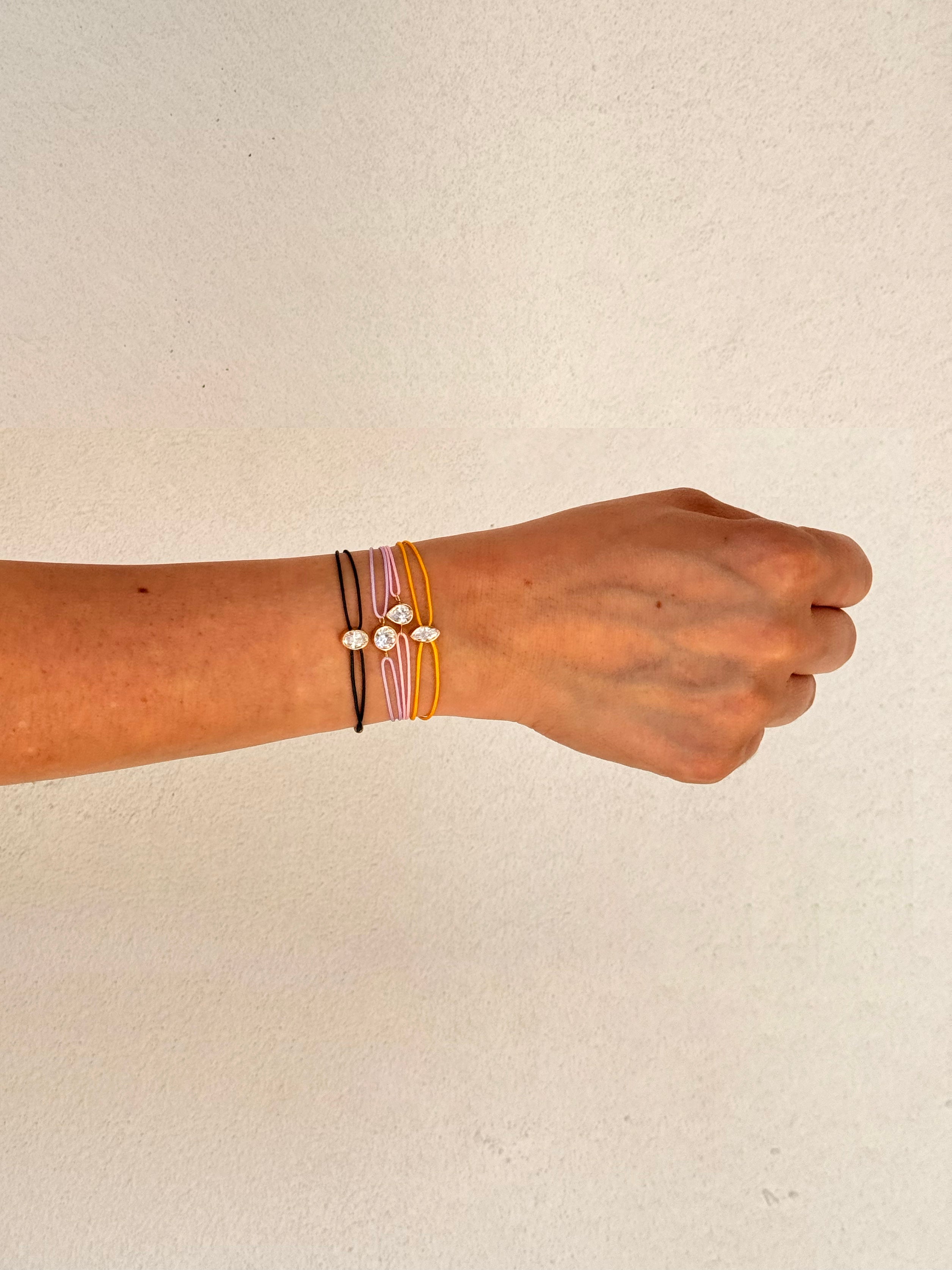 Sparkle Shape Thread Bracelet