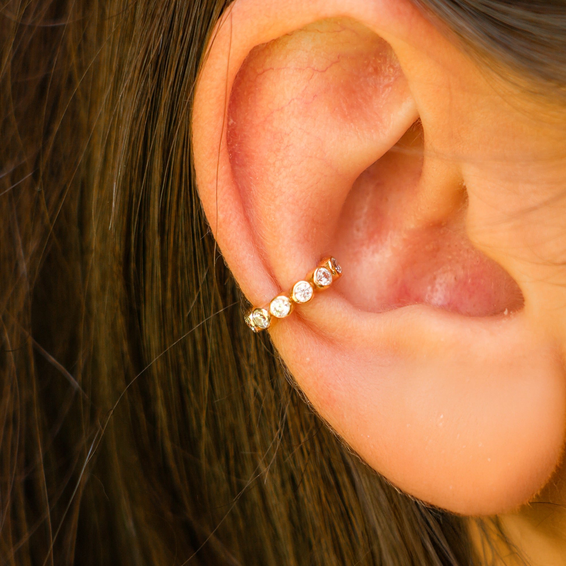 Bezel Stones Ear Cuff