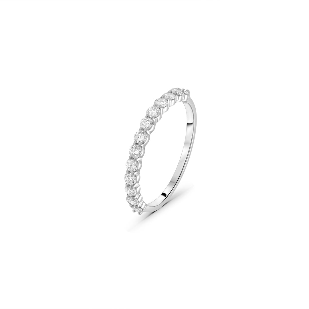 Lab Grown Diamond Round-Cut Stones Line Ring