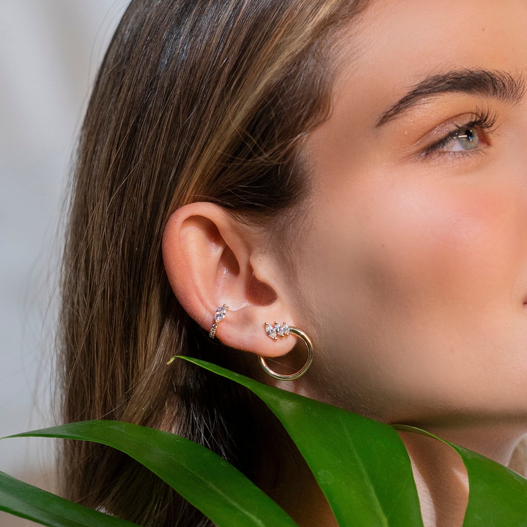 Crystal Hoops | 18-karat gold and high quality of cubic zirconia stones. Crystal Hoops | 18-karat gold and high quality of cubic zirconia stones.