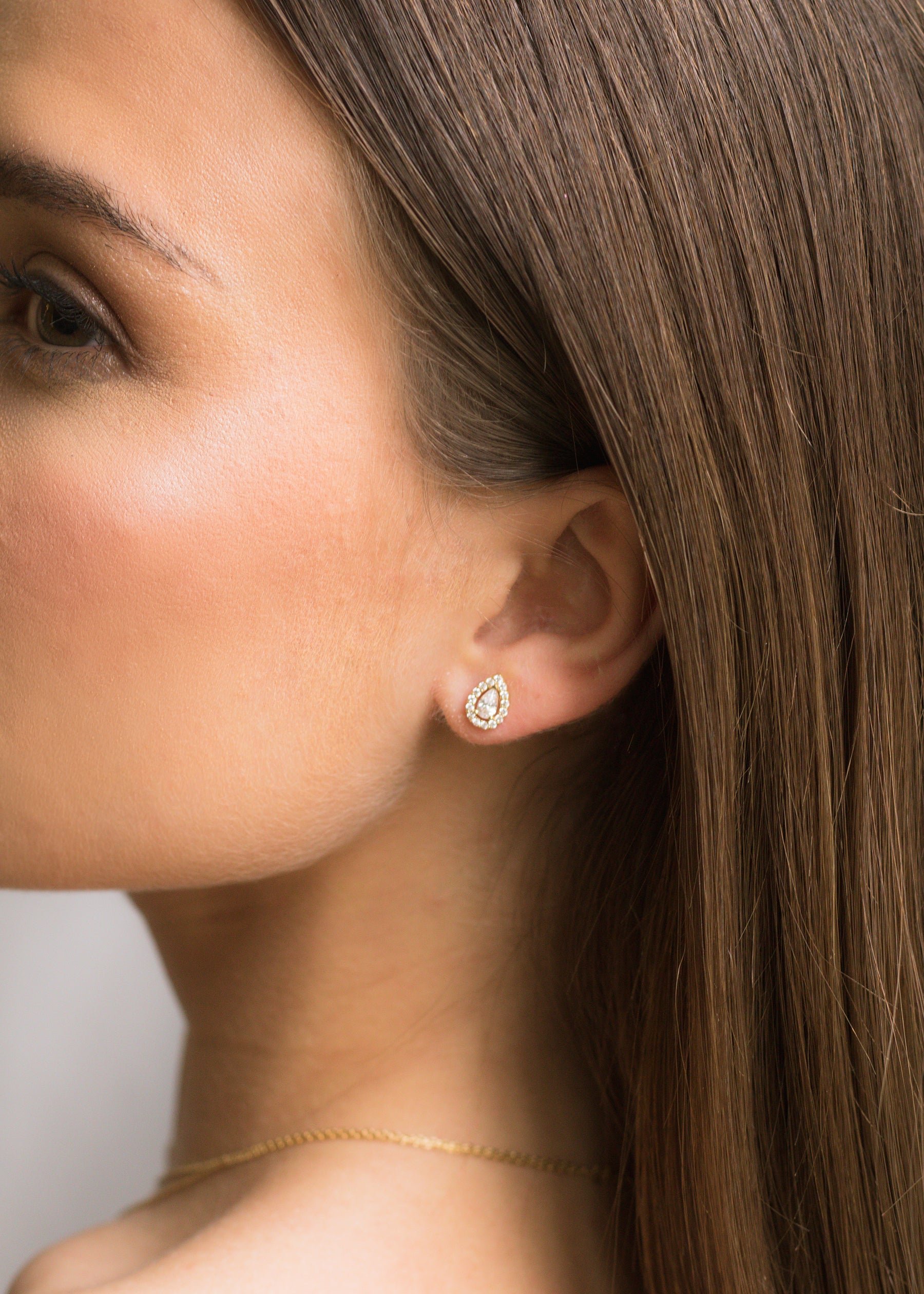 teardrop studs
